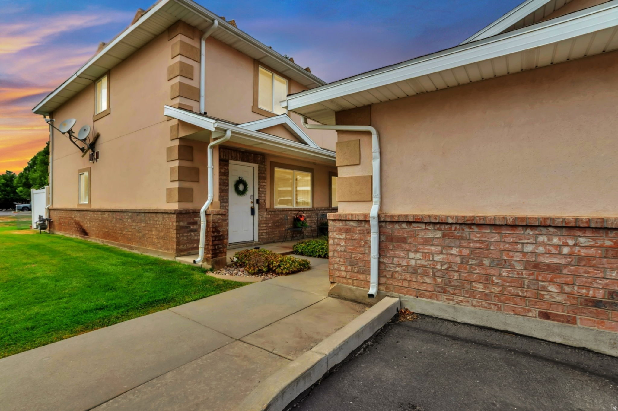 1957 N 275 W, Harrisville, UT 84414 — photo 1