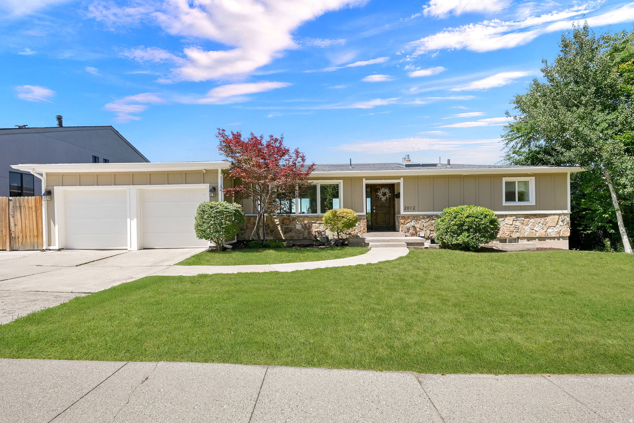 2012 S WASATCH DR, Salt Lake City, UT 84108 — photo 1