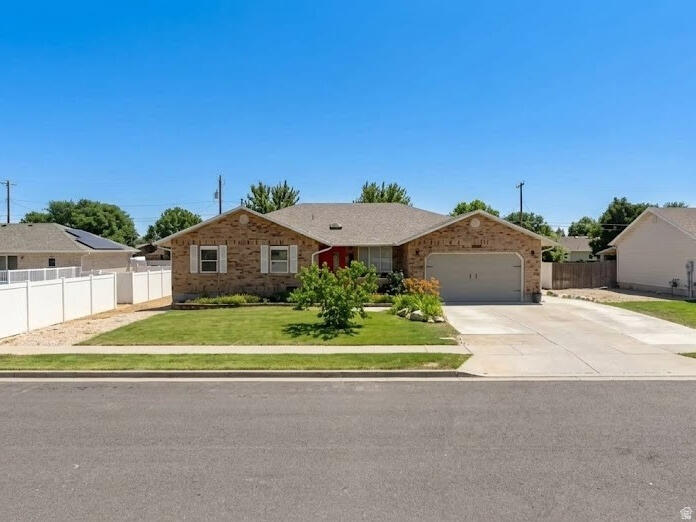 9495 S Loch Awe DR, South Jordan, UT 84009 — photo 1