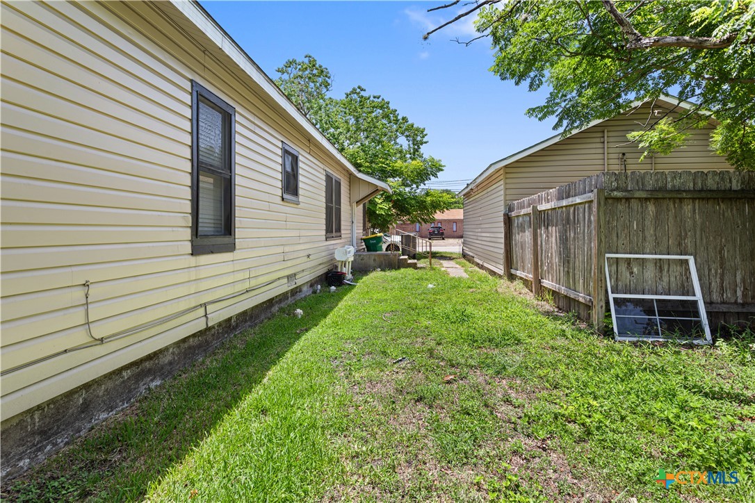 1902 Red River, Victoria, TX 77901 — photo 1