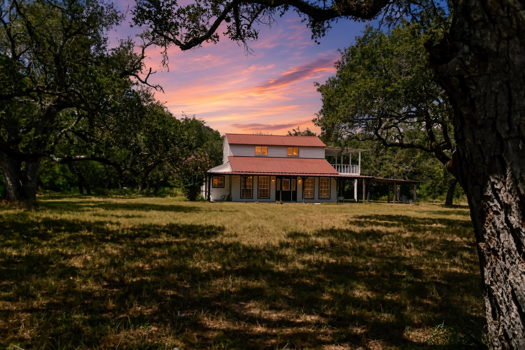 1097  White Loop Rd