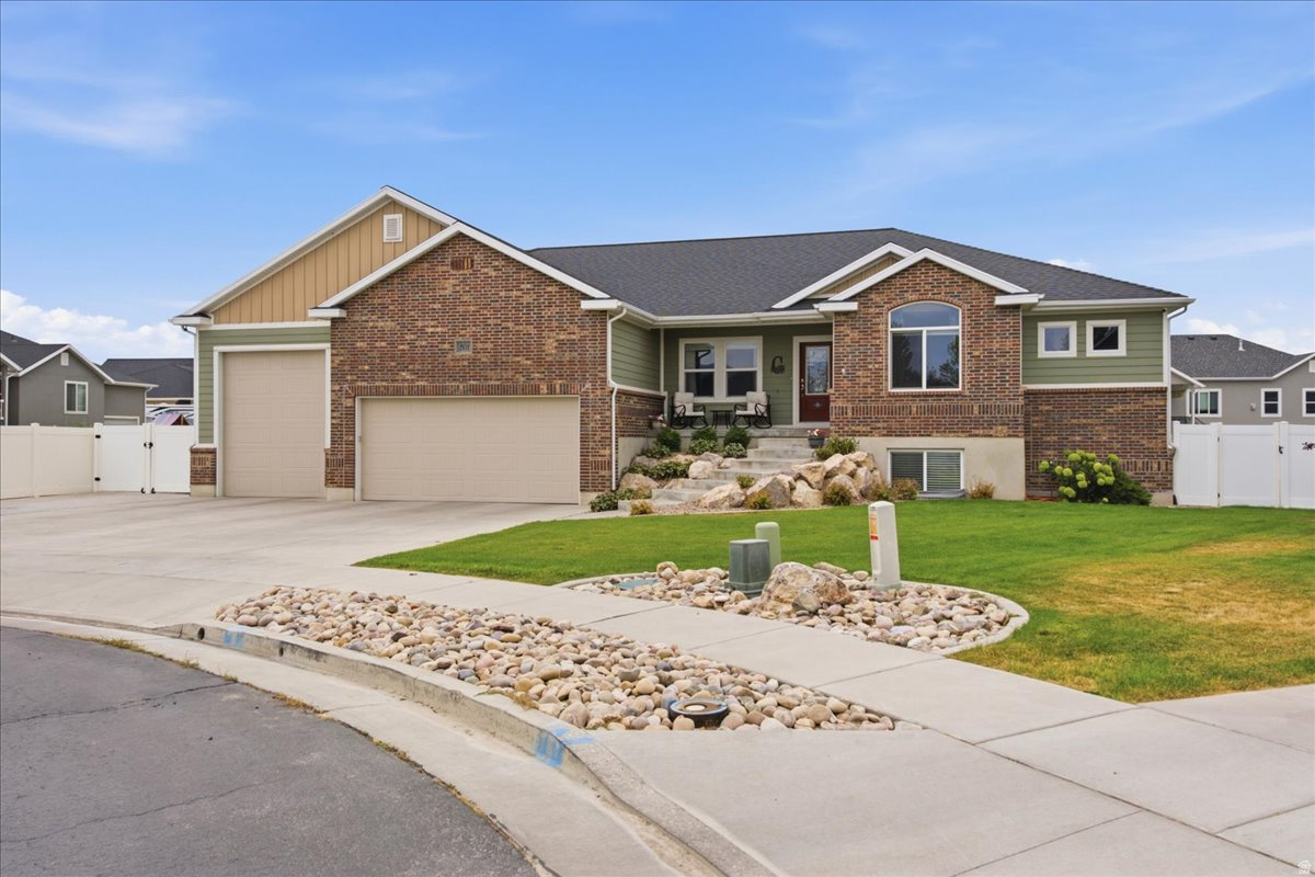 2611 W 1850 S, West Haven, UT 84401 — photo 1