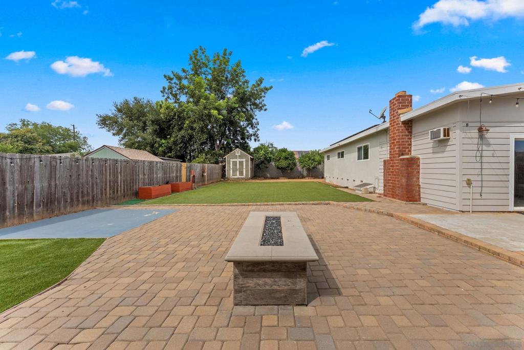 665 Foy Ln, Escondido, CA 92025 — photo 1