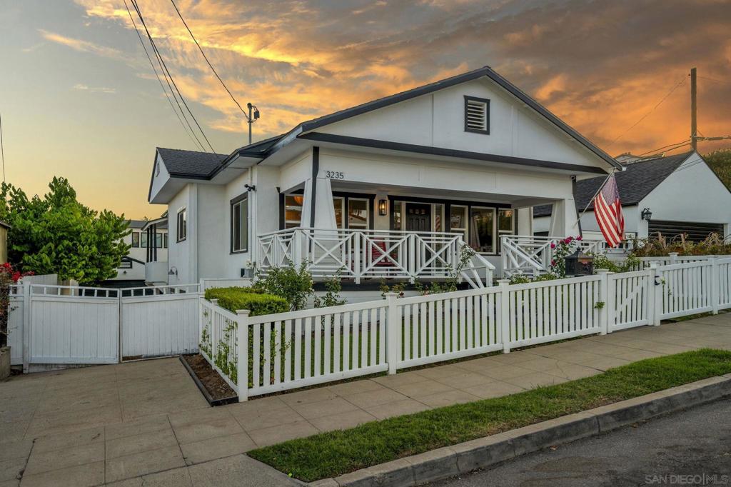 3235 Fenelon, San Diego, CA 92106 — photo 1