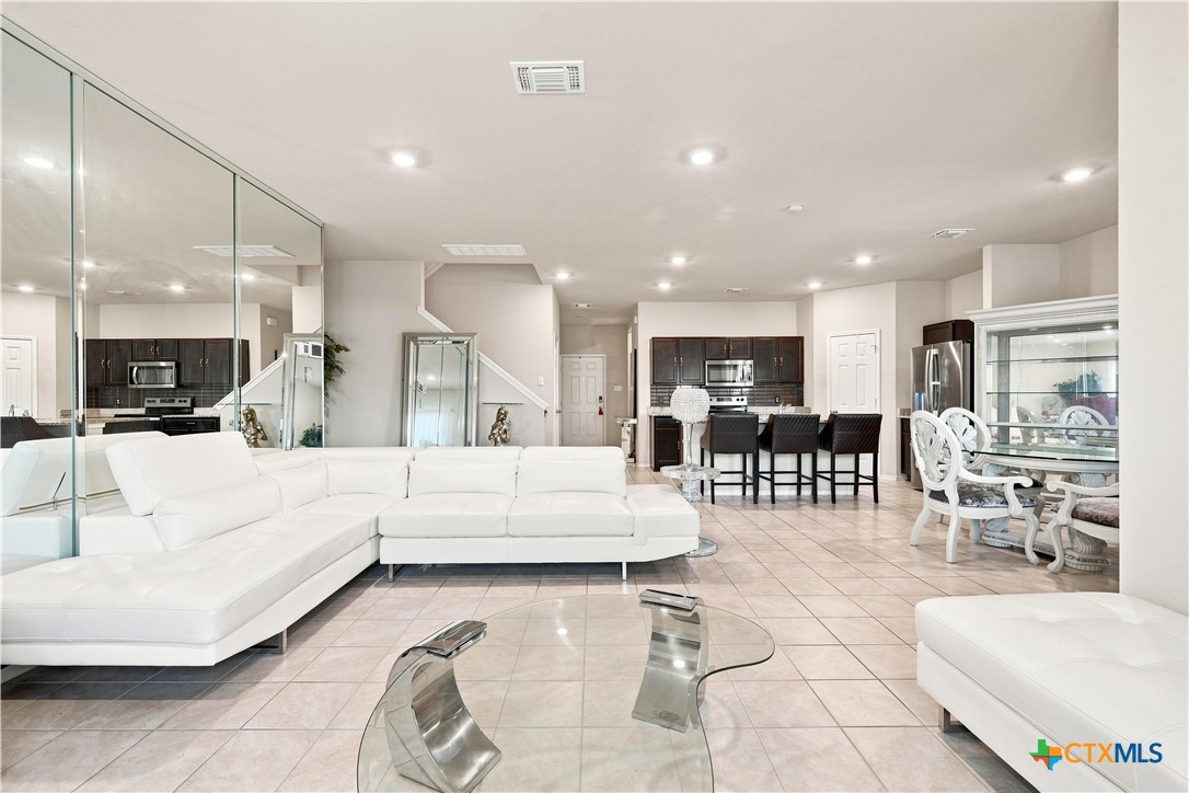 5913 AMELIA EARHART, Killeen, TX 76543 — photo 1