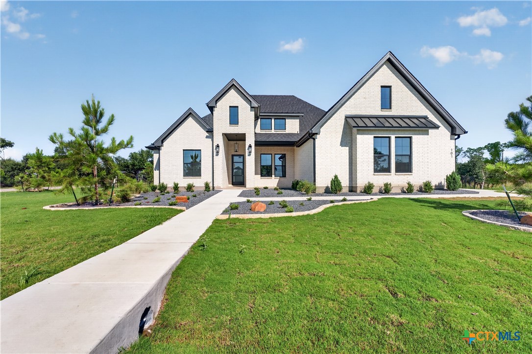 101 Lakeview Court, Belton, TX 76513 — photo 1
