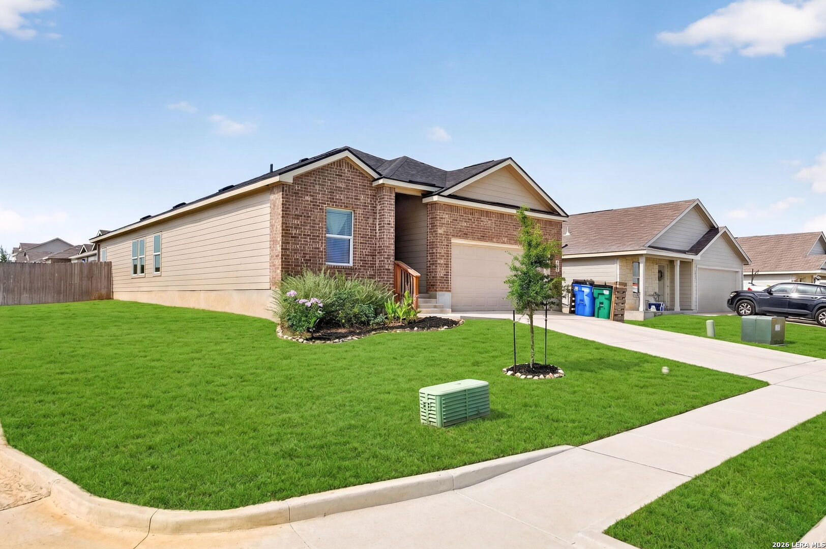 201 WOLF CREST BLVD, , 78155 — photo 1