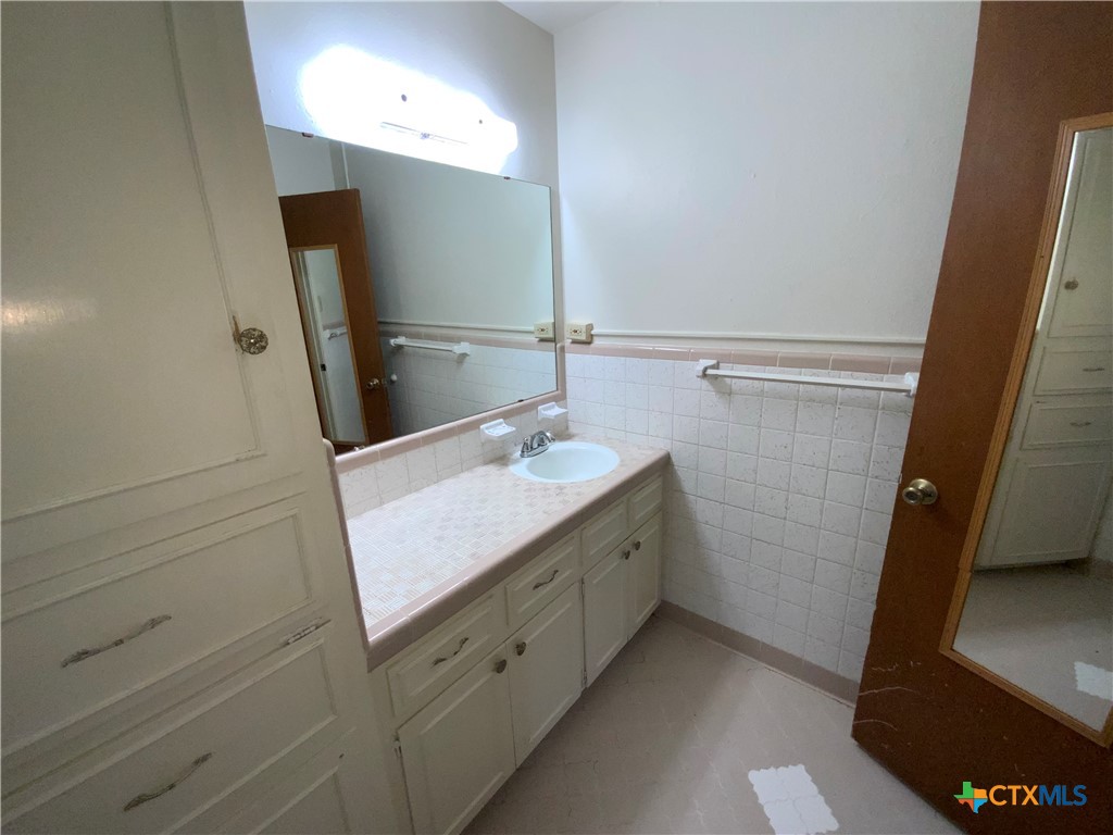 3113 El Camino, Temple, TX 76502 — photo 1