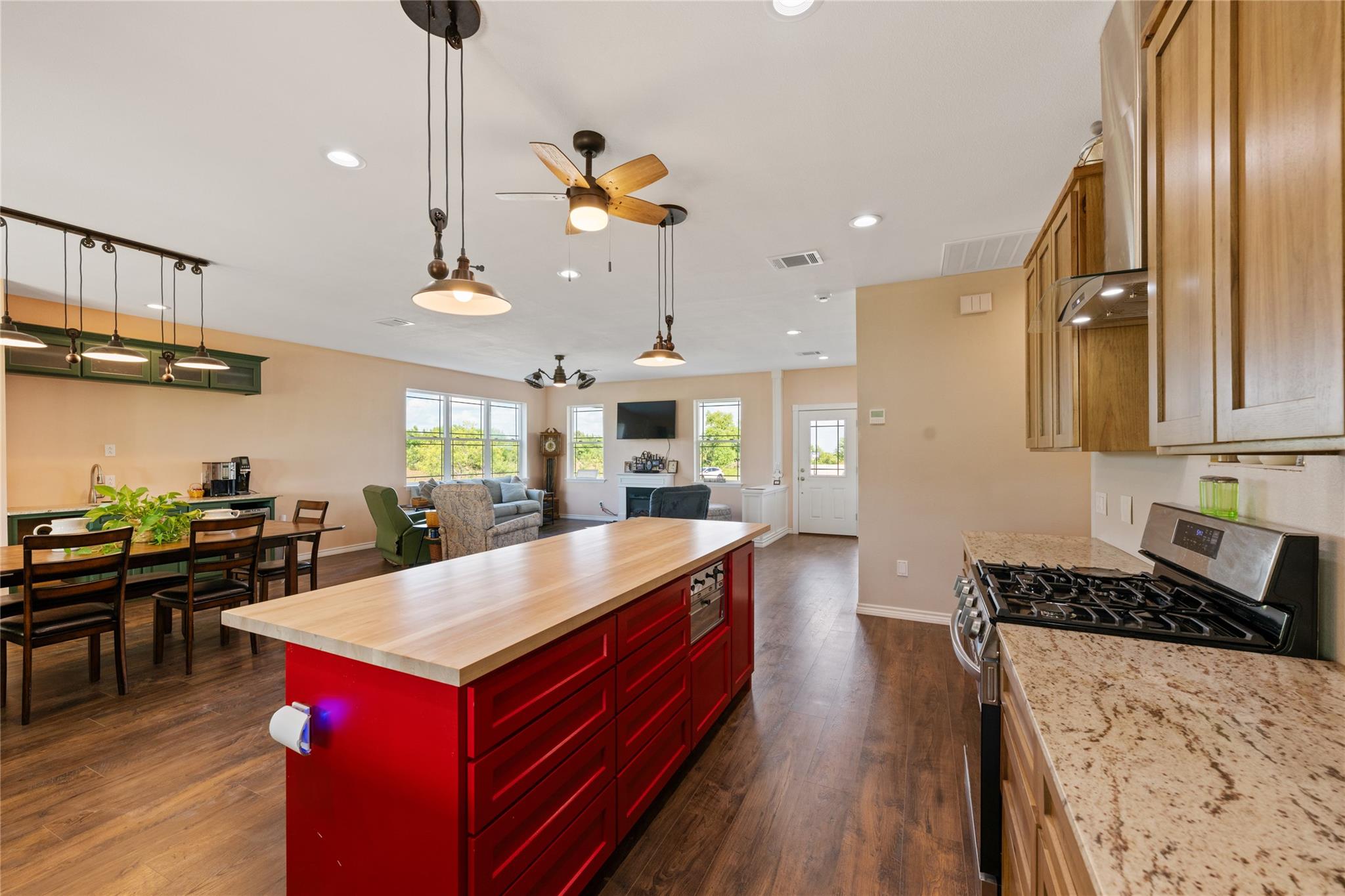 459 Ridge, Kyle, TX 78640 — photo 1