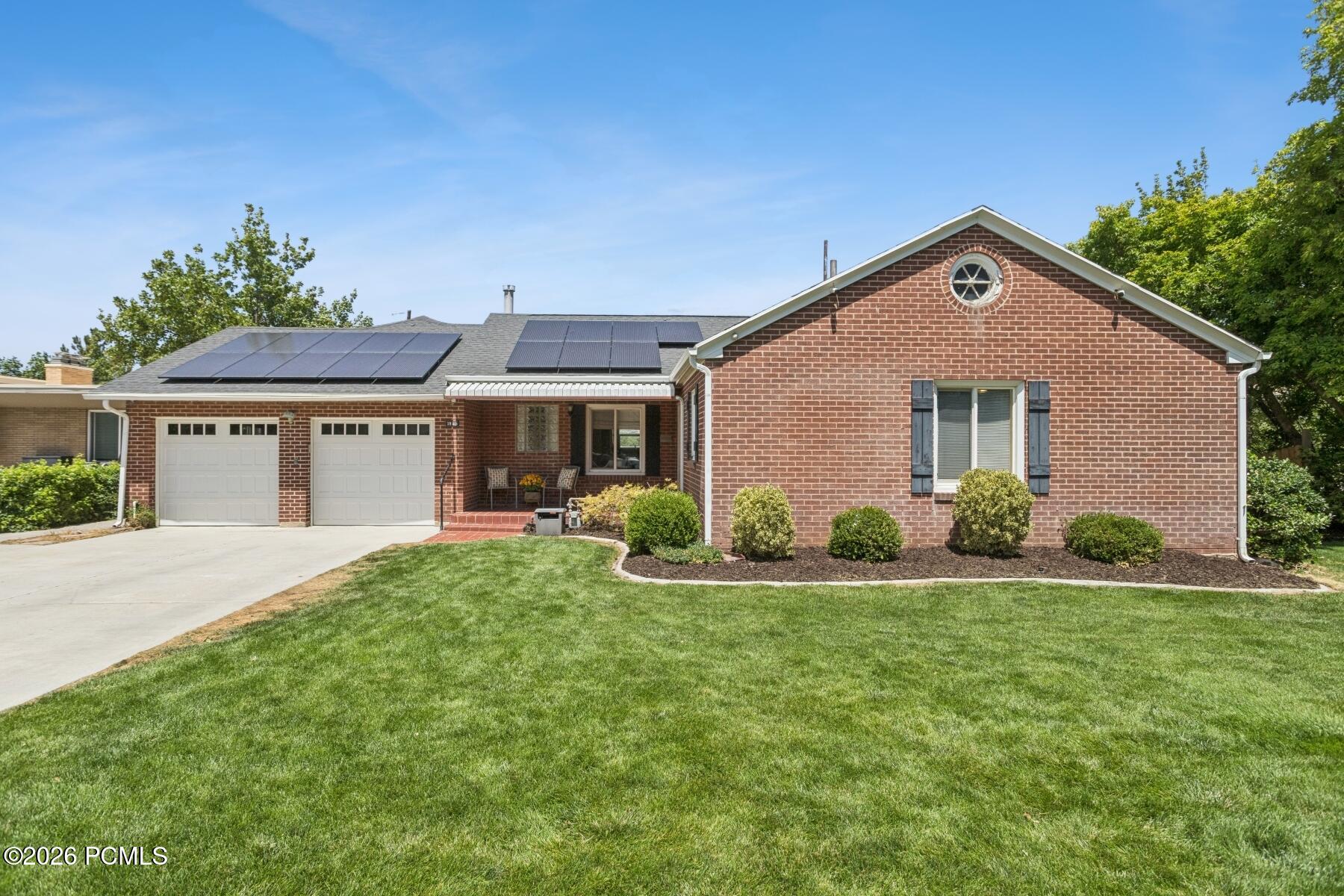 1925 E Hillcrest Avenue, Salt Lake City, UT 84106 — photo 1
