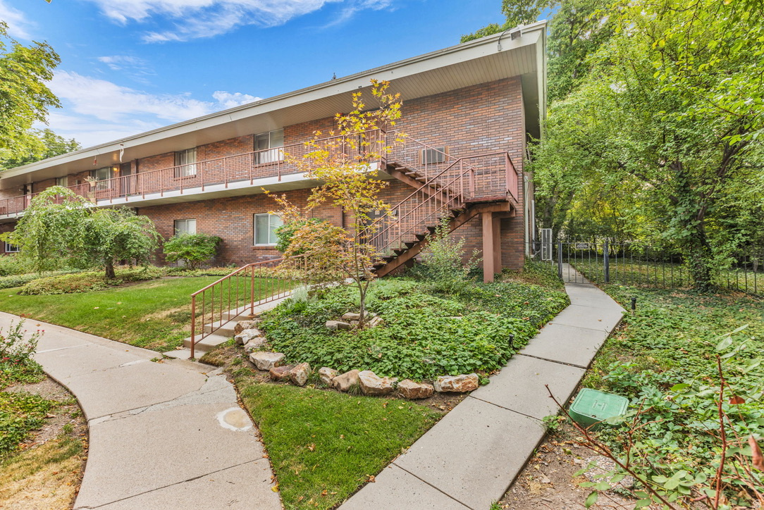 1263 E SOUTH TEMPLE  #10