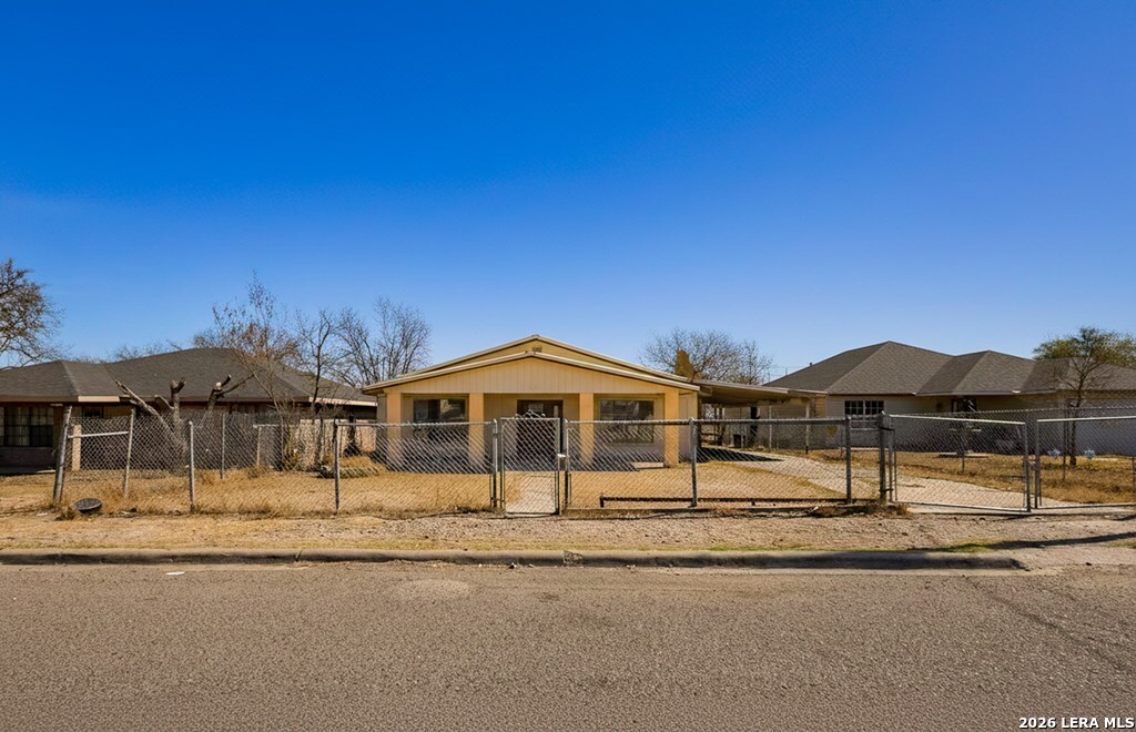 1730 Calle Coyunda, ,  78852 — photo 1