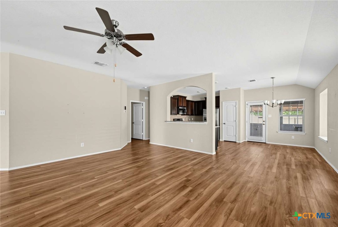 5554 Perdita, Belton, TX 76513 — photo 1
