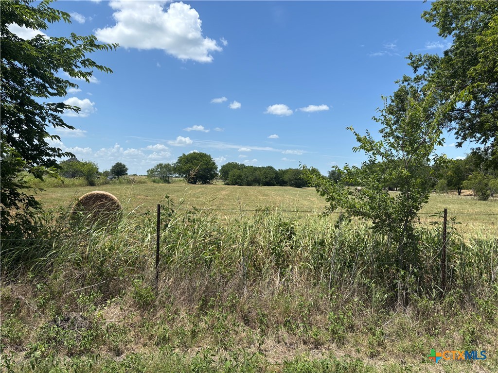 5744 NW CR 1270