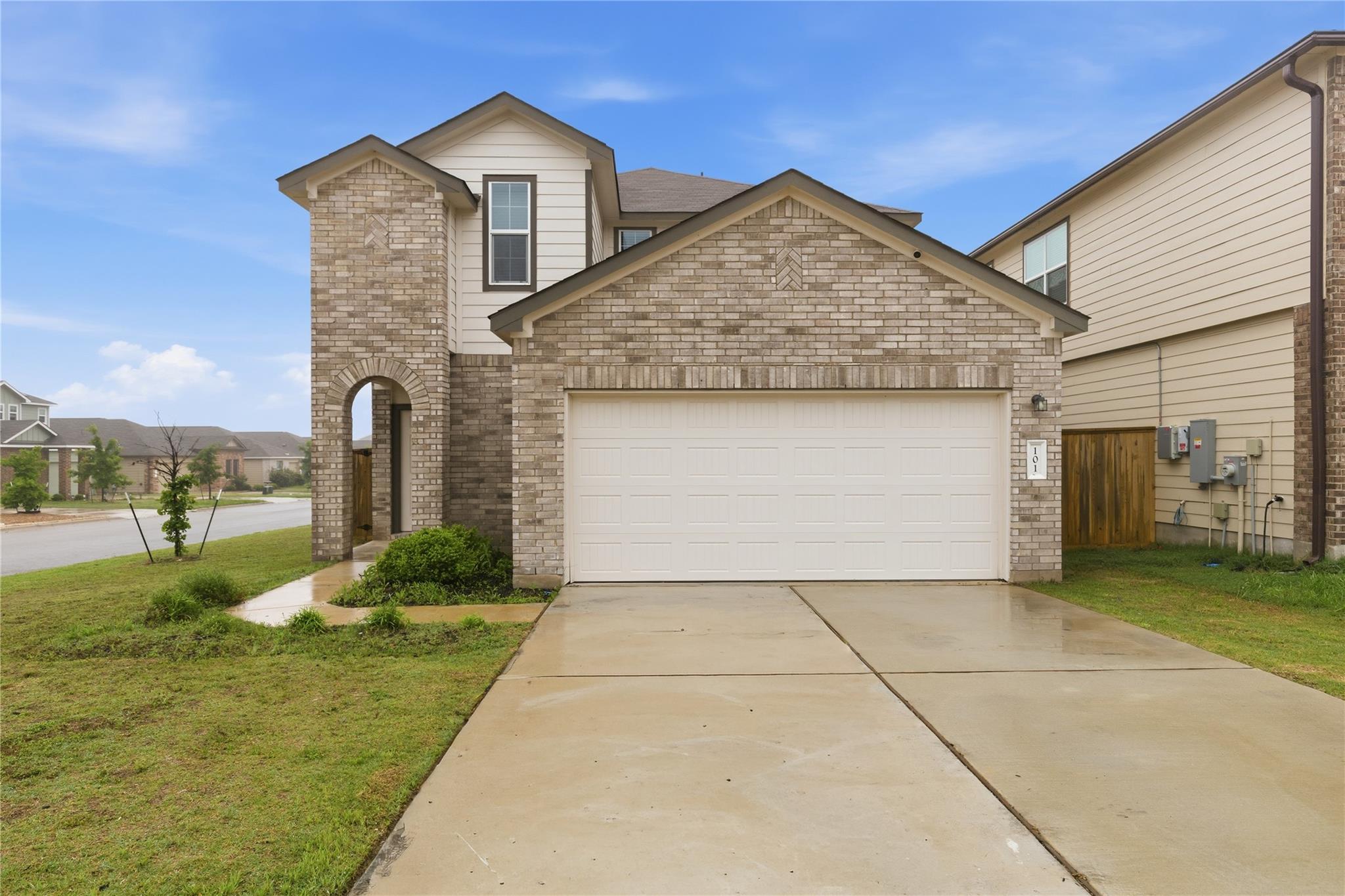 101 Rowdy Yates, Jarrell, TX 76537 — photo 1
