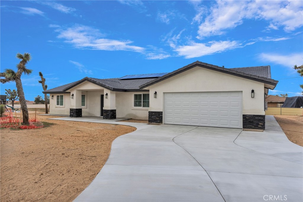20190 Osseo Road, Apple Valley, CA 92308 — photo 1
