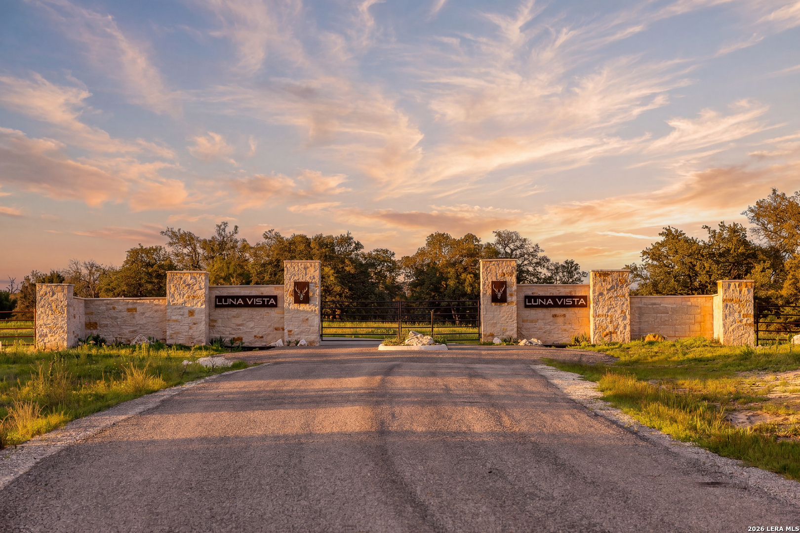 284 Dark Sky Path, , 78028 — photo 1