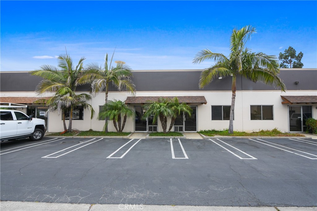 7553 Slater Avenue E & F, Huntington Beach, CA 92647 — photo 1