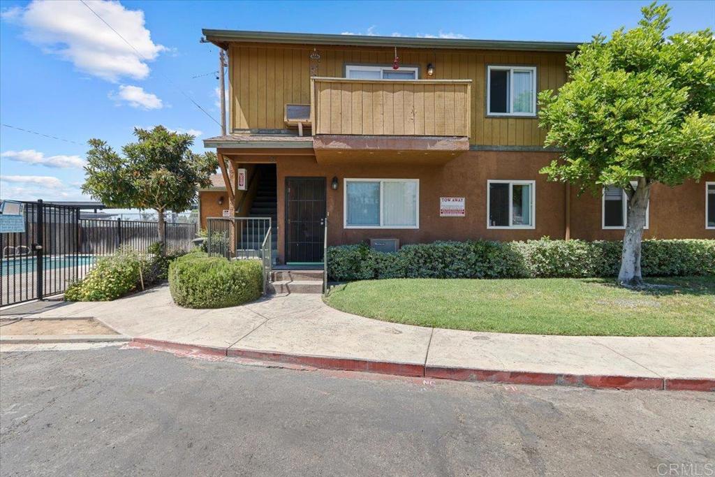 390 N 1st St 23, El Cajon, CA 92021 — photo 1