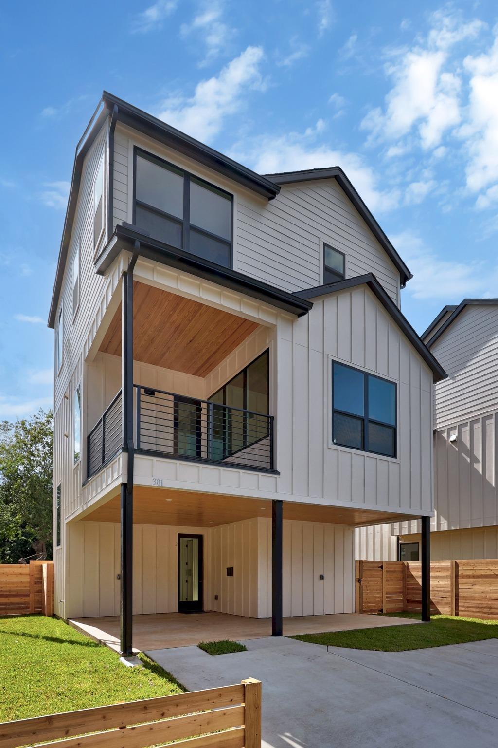 301 N Pleasant Valley, Austin, TX 78702 — photo 1