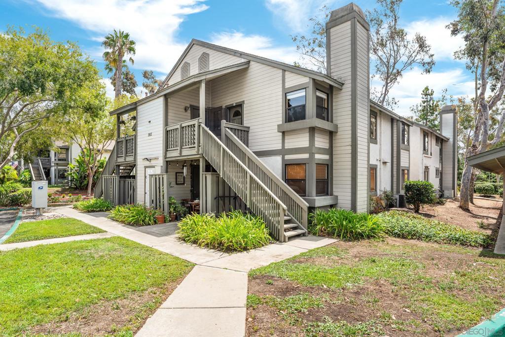 1953 Wellington Ln 4, Vista, CA 92081 — photo 1
