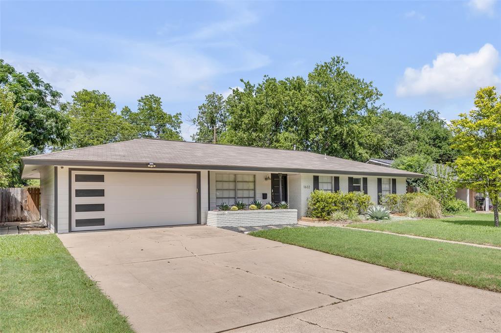 1602 Ashberry, Austin, TX 78723 — photo 1