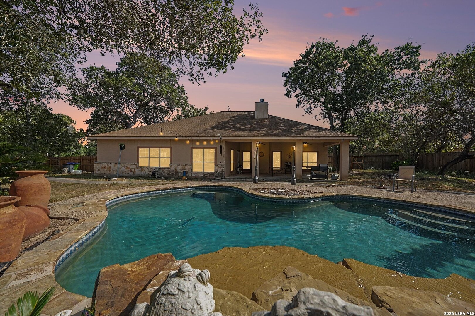 438 Rosewood Dr, ,  78121 — photo 1