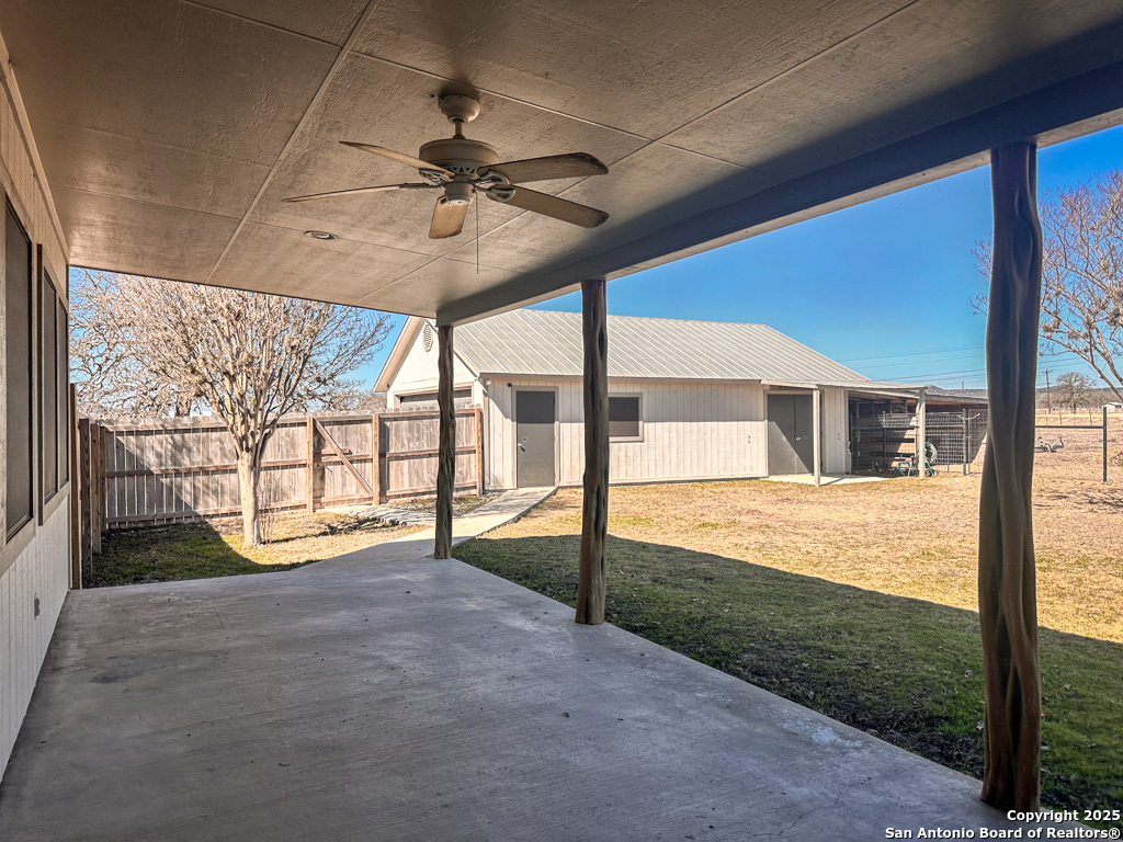 472 Valley View Trail, , 78055 — photo 1