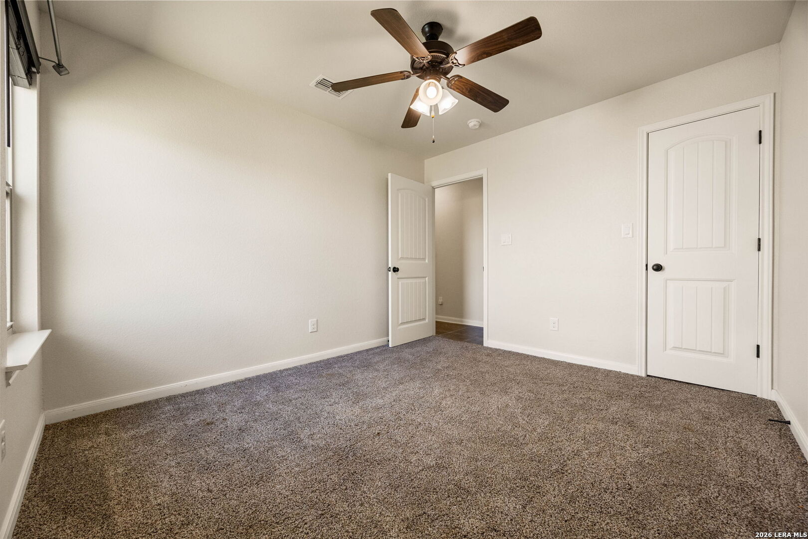 149 LAKEVIEW CIR, ,  78121 — photo 1