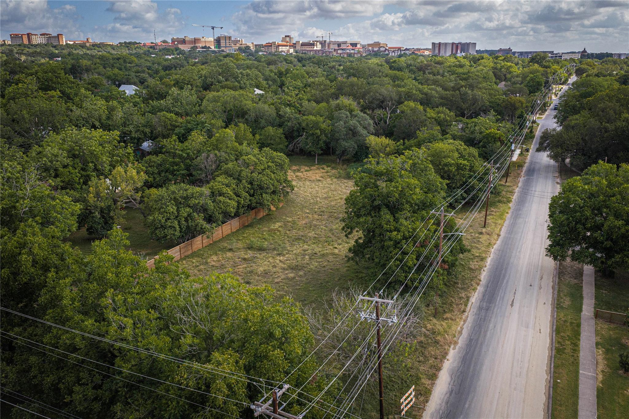 119 Mitchell, San Marcos, TX 78666 — photo 1