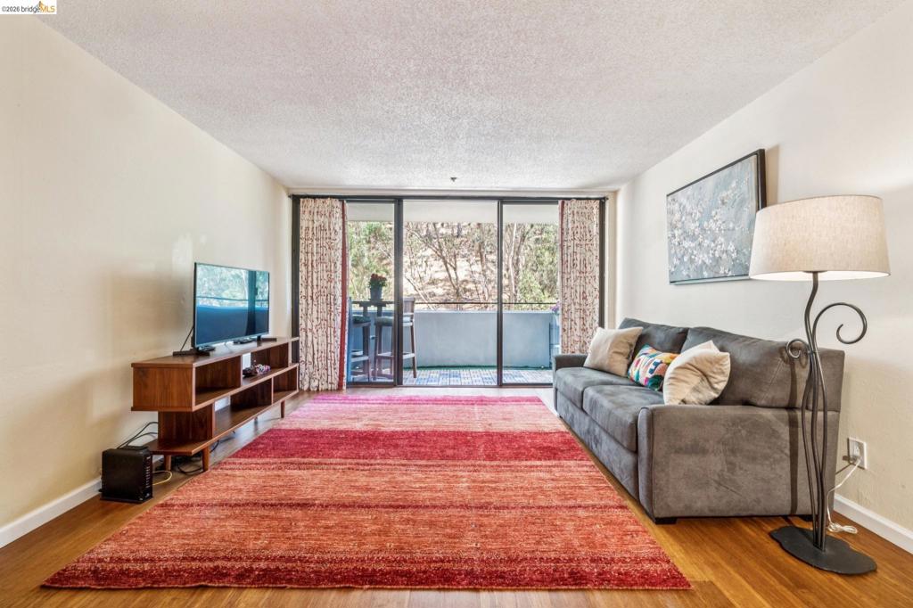 555 Pierce St 1125, Albany, CA 94706 — photo 1