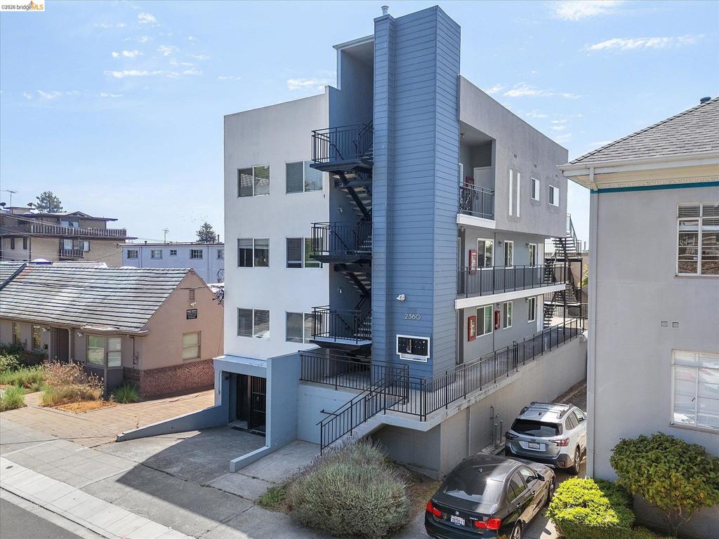 2360 Ellsworth St, Berkeley, CA 94704 — photo 1