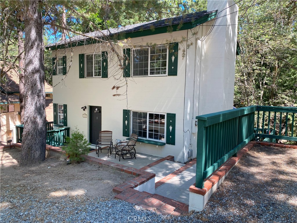 939 Canyon, Lake Arrowhead, CA 92352 — photo 1
