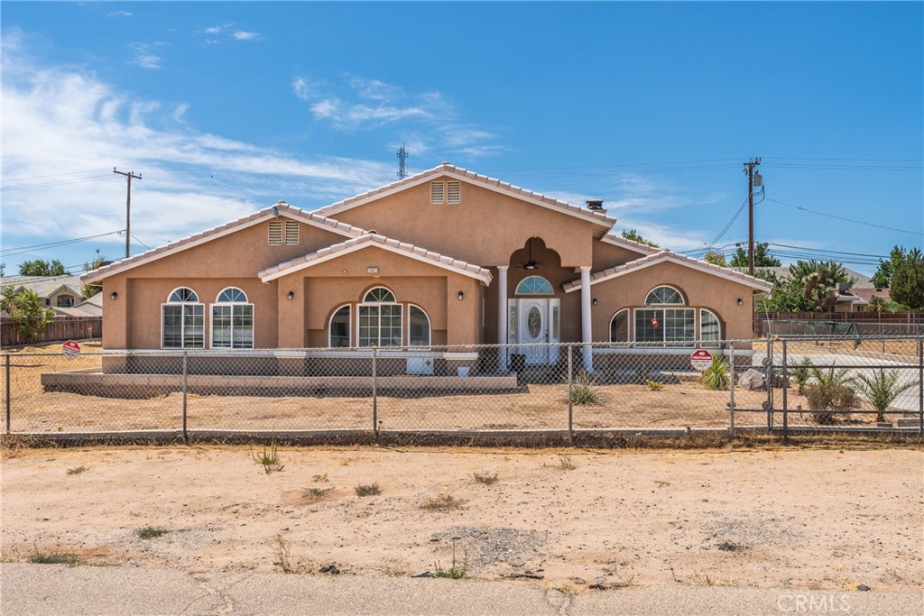 15921 Pine Street, Hesperia, CA 92345 — photo 1