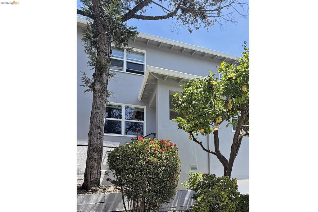 1825 Highland Pl 1821, Berkeley, CA 94709 — photo 1