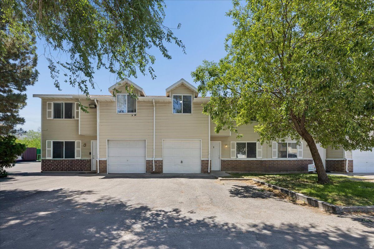 558 N REDWOOD RD #1-3, Salt Lake City, UT 84116 — photo 1