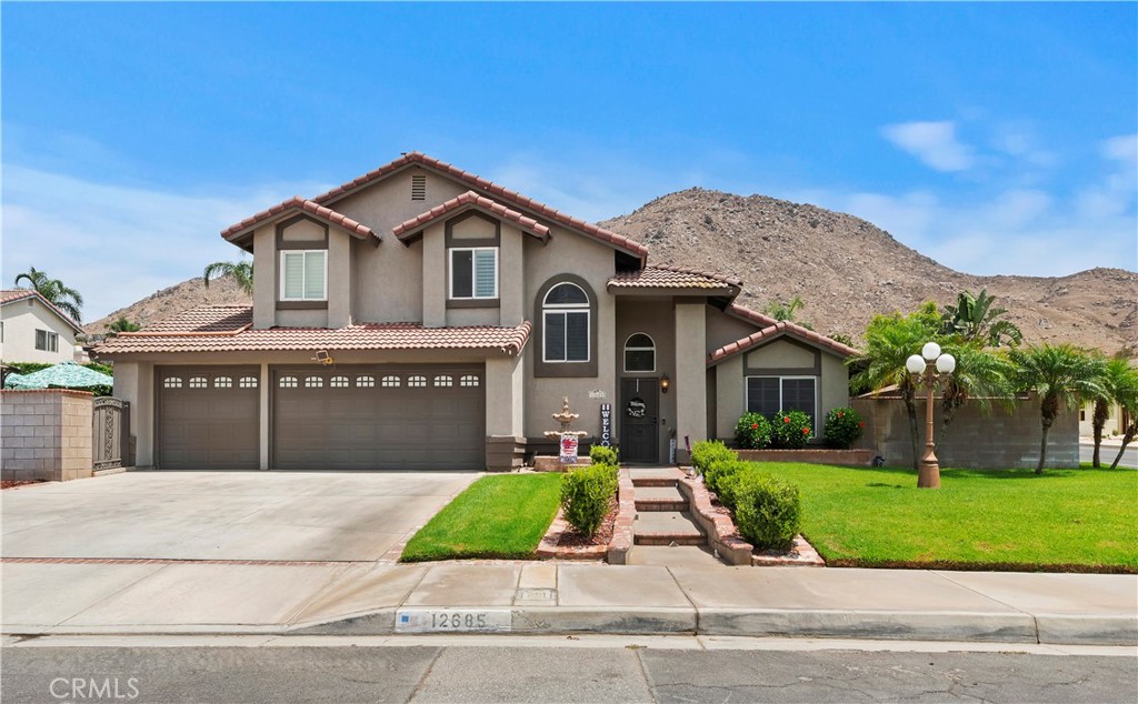 12685 Oriole Avenue, Grand Terrace, CA 92313 — photo 1