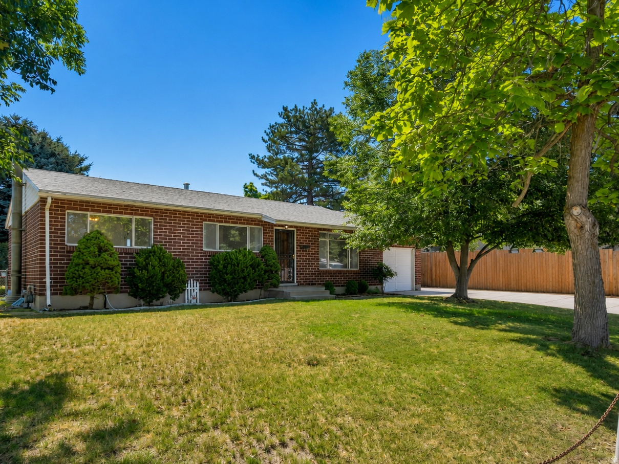 6871 S SPRINGBROOK WAY, Cottonwood Heights, UT 84121 — photo 1