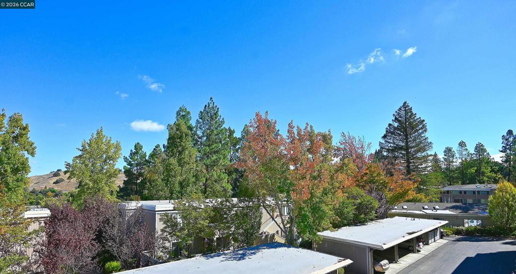 1361 Singingwood Ct 7, Walnut Creek, CA 94595 — photo 1
