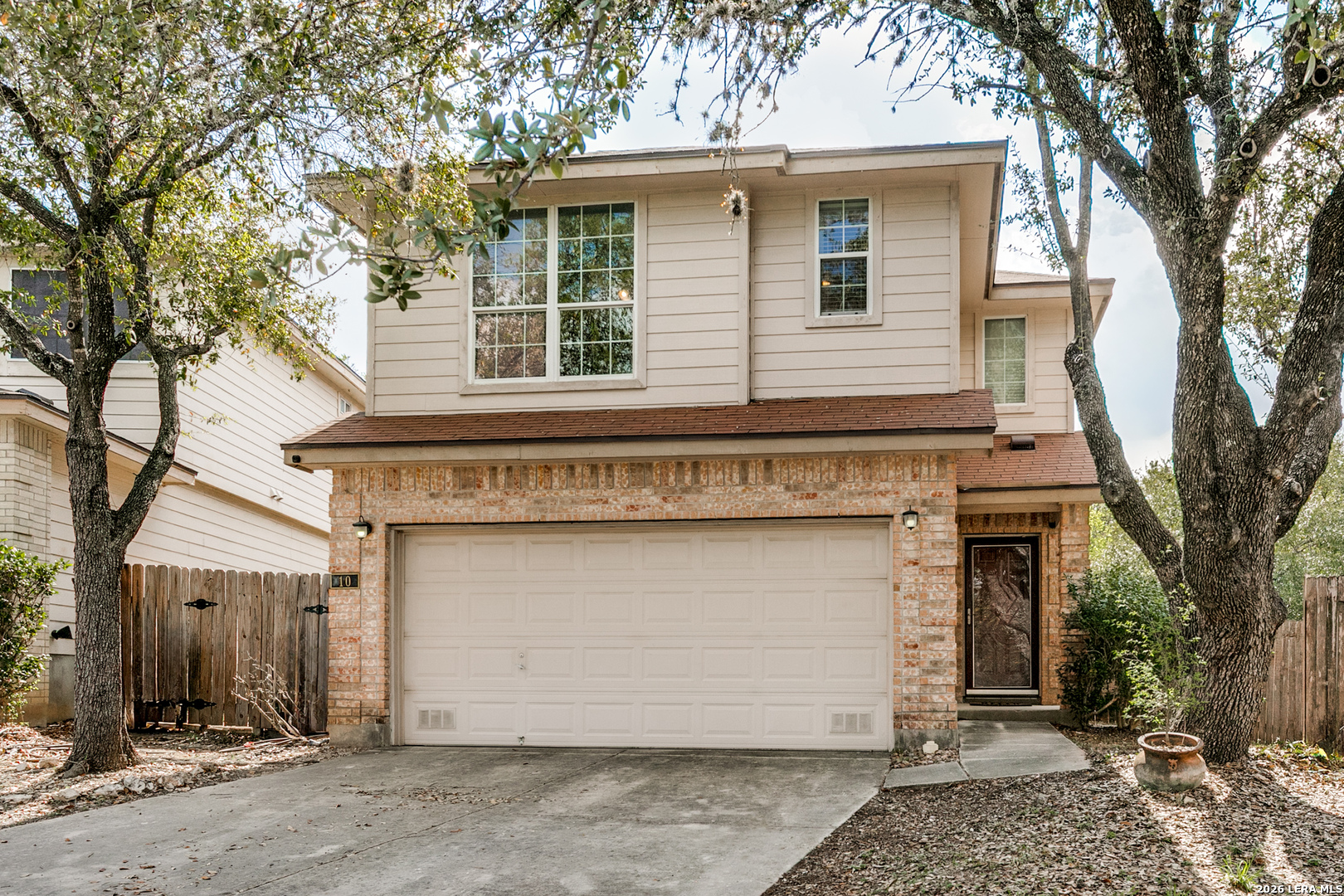 10 Rainy Ave, , 78240 — photo 1