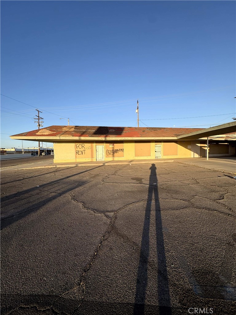 872 E Williams, Barstow, CA 92311 — photo 1