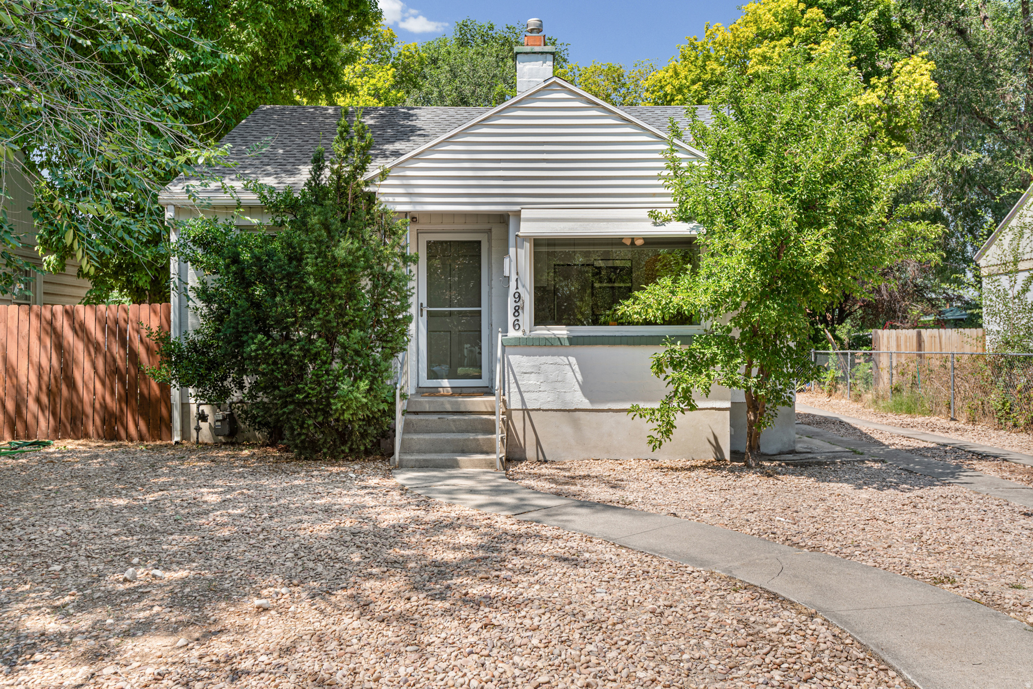 1986 S RICHARDS ST, Salt Lake City, UT 84115 — photo 1