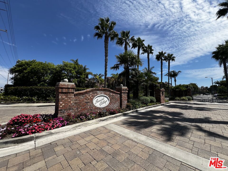 7825 Seaglen Drive, Huntington Beach, CA 92648 — photo 1