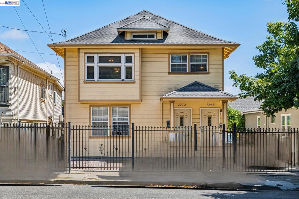 2212 25Th Ave, Oakland, CA 94601 — photo 1