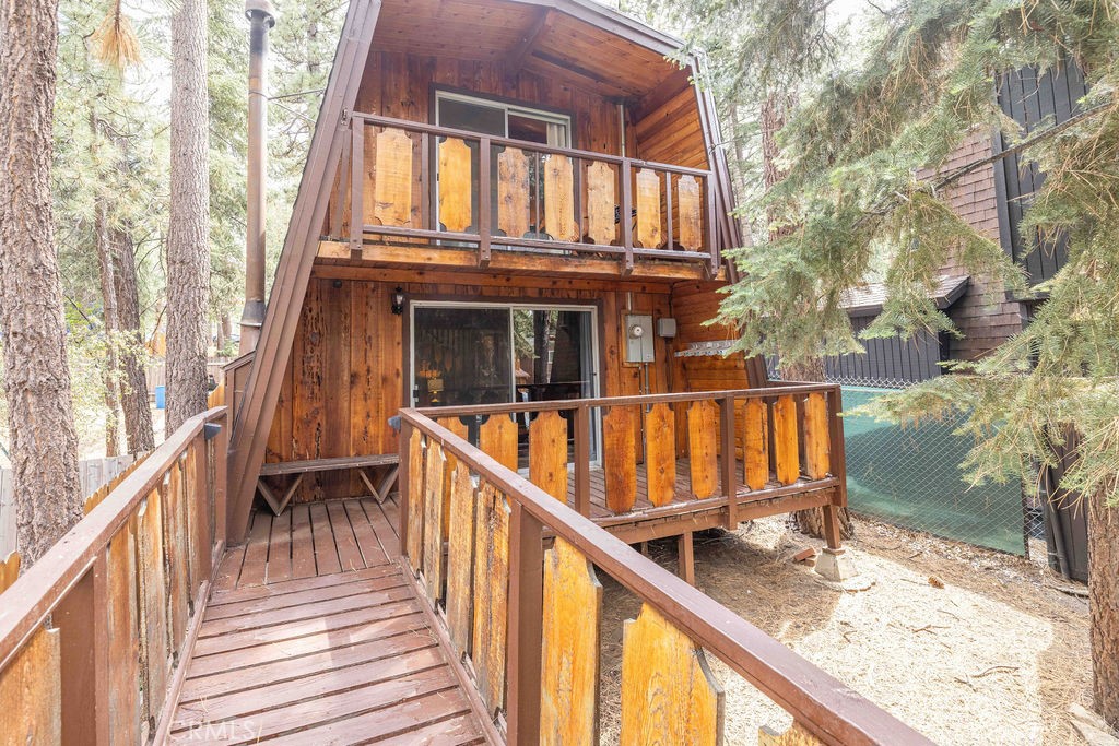 42733 Cedar, Big Bear Lake, CA 92315 — photo 1