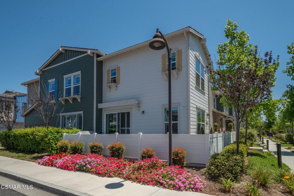 114 Red Brick Drive 1, Simi Valley, CA 93065 — photo 1
