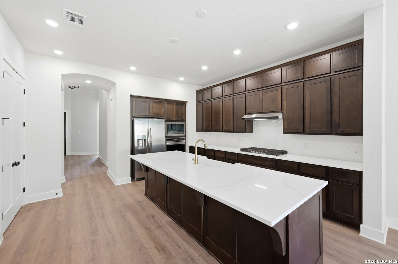 11923 Mancini, , 78254 — photo 1