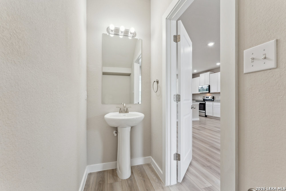 21503 SIR WALTER LN, ,  78256 — photo 1
