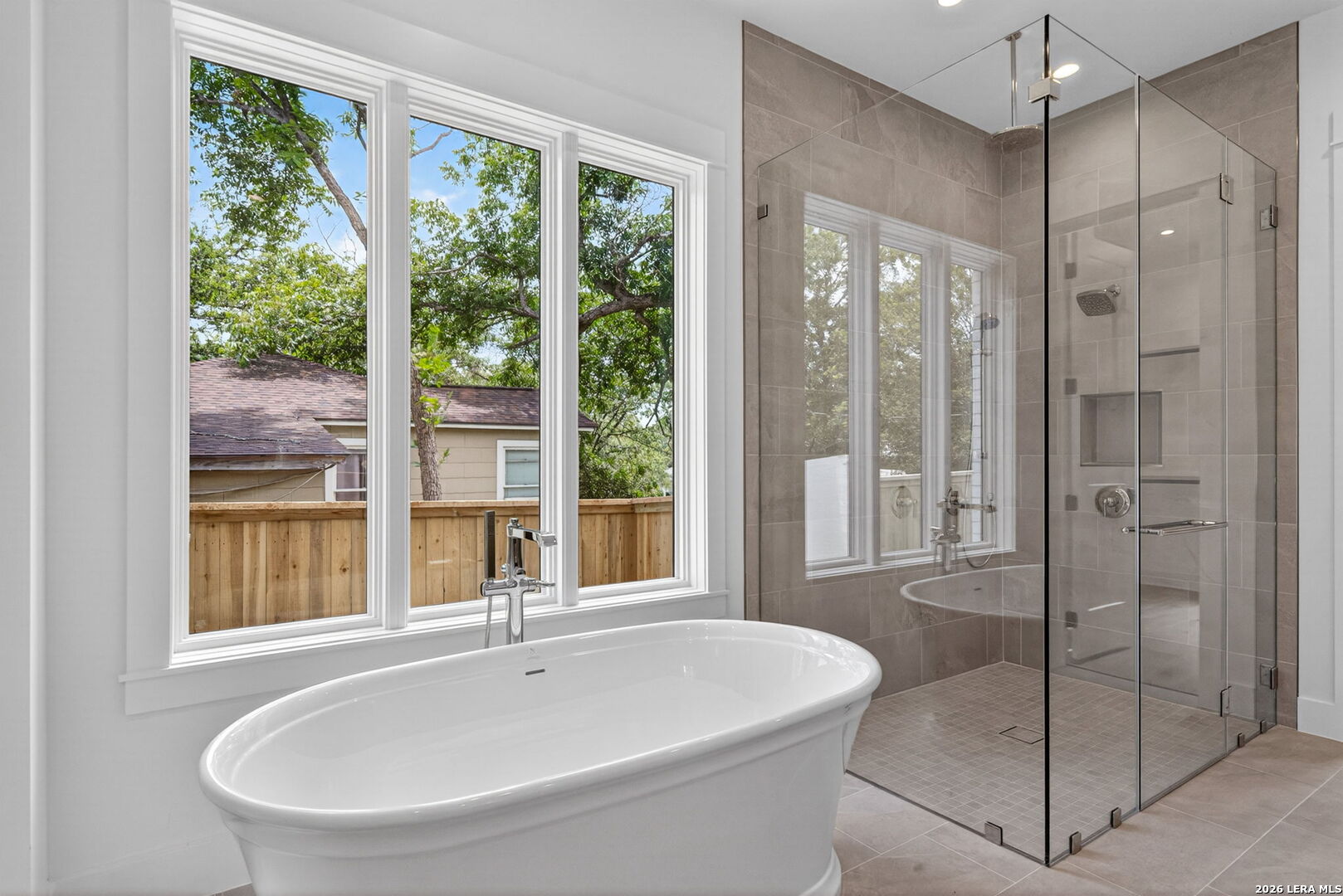 255 CLAYWELL DR, ,  78209 — photo 1