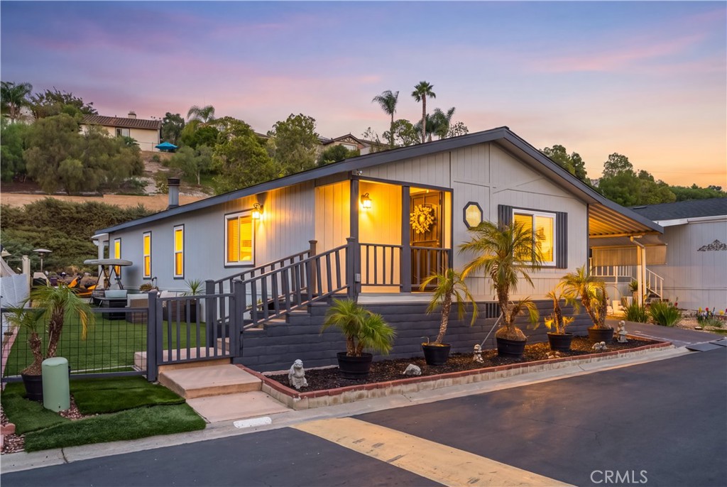 200 S Emerald Drive 22, Vista, CA 92081 — photo 1